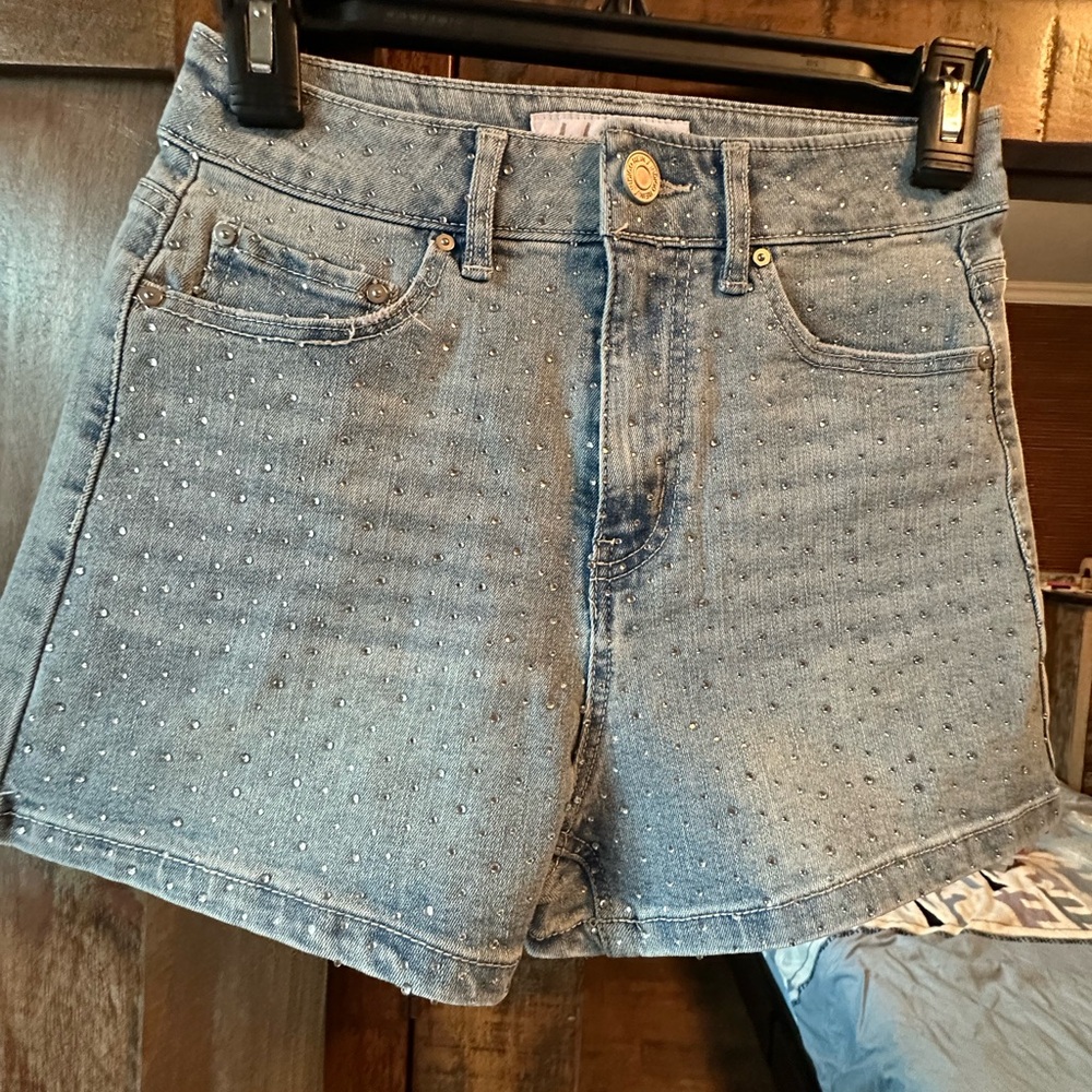 Indigo Rein Blue Jean Shorts with Raw Hem size 3 BNWOT